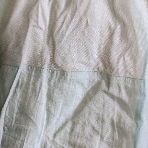 Lauren Conrad Mint Green Flowy Top 3/4 length Sleeve Round Neckline Medium - Picture 9 of 10